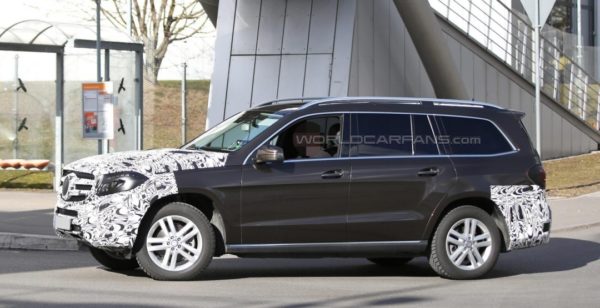 6409-mercedes-benz-provodit-ispytaniya-vnedorozhnika-gls-v-germanii