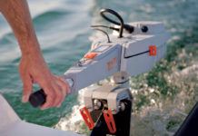 Как грамотно выбрать лодочный мотор