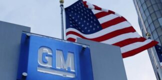 GM понесет расходы в размере 1,6 миллиарда долларов, поскольку отмена налогового кредита нарушит планы по электромобилям