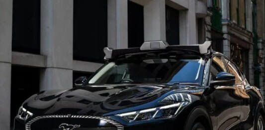 Uber и Wayve запускают роботизированные такси с контролируемым режимом движения на извилистых улицах Лондона