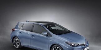 Toyota Auris получит небольшое обновление