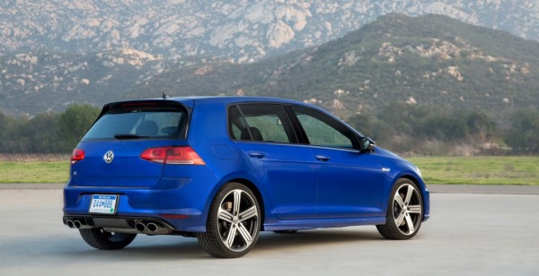 5718-1422376523-vw-vypustila-obshirnuyu-fotogalereyu-amerikanskogo-zaryazhennogo-golf-r
