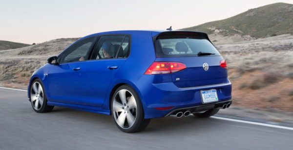 5718-1422376586-vw-vypustila-obshirnuyu-fotogalereyu-amerikanskogo-zaryazhennogo-golf-r