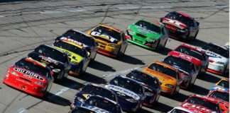 NASCAR– популярный вид автоспорта в США