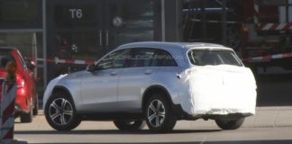 Прототип Mercedes-Benz GLC попал в объектив папарацци