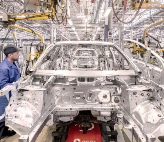Китайские автопроизводители спешат обеспечить производственные мощности в Европе на фоне предстоящего введения новых правил ЕС.