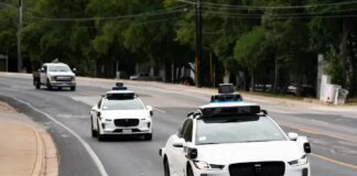Компании должны решить проблему препятствования беспилотным автомобилям работе аварийных служб, заявляют в США