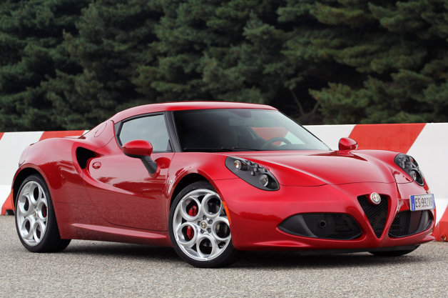 Alfa Romeo представит кроссовер с 500-сильным двигателем 1 Alfa-Romeo-4C