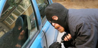 Бывший сотрудник ГАИ руководил угоном авто в Киеве