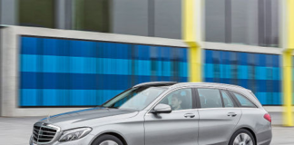 Mercedes-Benz заявил о старте продаж гибридного седана C 350 e