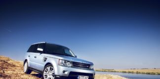 Классические каноны в выражении внедорожных автомобилей