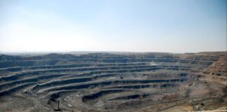 Китайская жидкая земля снова выходит на рынок, но не полностью