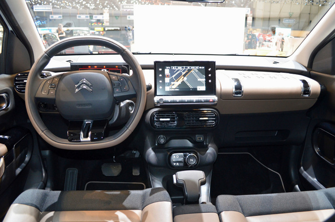 Citroen наращивает производство модели C4 Cactus 2 dd