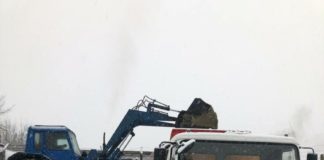 Гололедица на дорогах Полтавщины: чрезвычайники отбуксировали 3 «скорых», 6 грузовиков и 2 легковых автомобиля