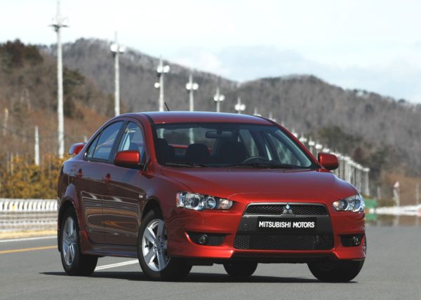 Mitsubishi Lancer 