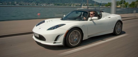 «Тесла» выпускает обновление для своего автомобиля