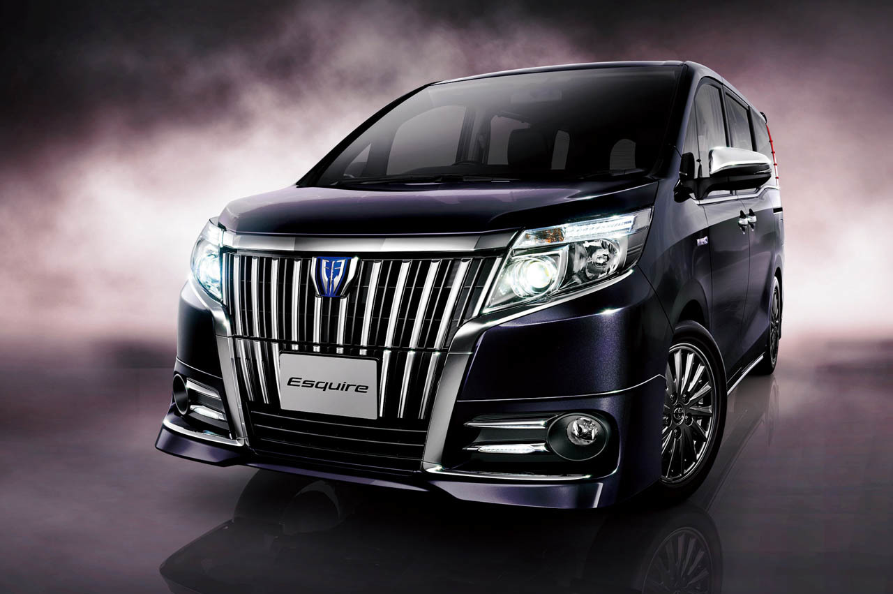 Toyota Esquire – минивэн для олигархов 1 ???????????????????