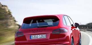 Porsche представила новый Cayenne GTS