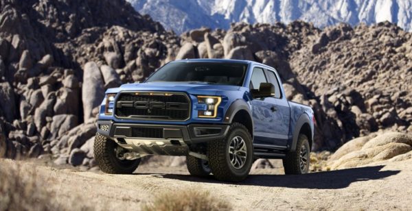 «Заряженный» пикап Ford F-150 Raptor получил 450-сильный двигатель 1 zaryazhennyy-pikap-ford-f-150-raptor-poluchil-450-silnyy-dvigatel